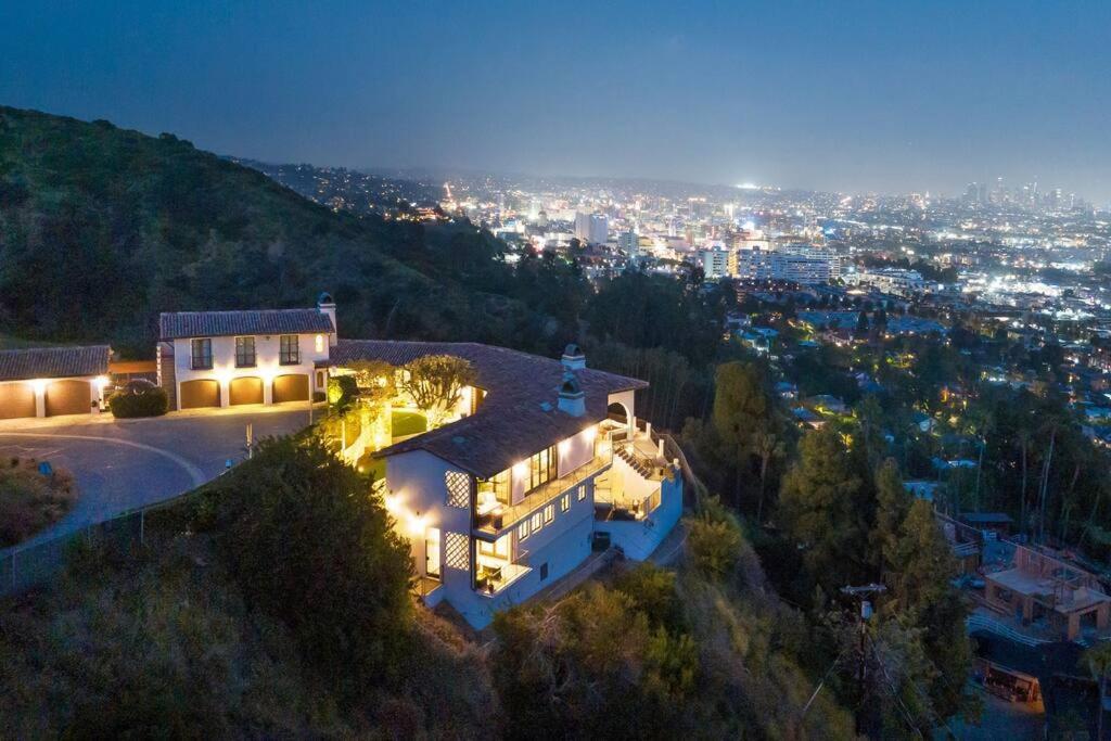 Hollywood Hills Luxury Spanish Estate With Pool & Views Los Ángeles